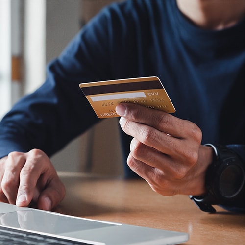 22 credit card fraud statistics for 2025