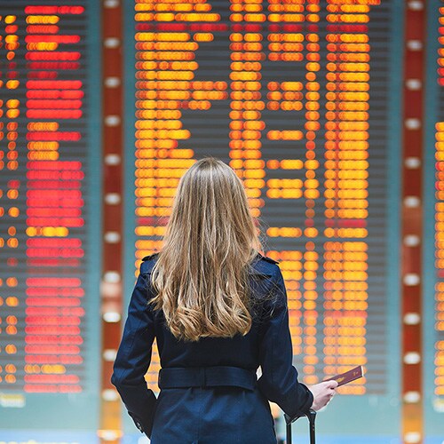 Delayed at the airport for the holidays? Avoid doing these 6 security mistakes