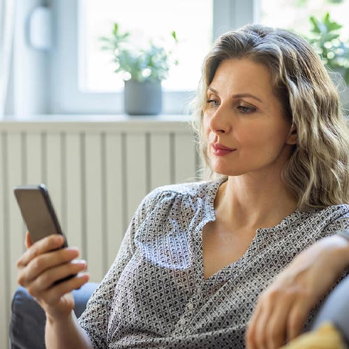 How to identify a fake text message: 7 ways