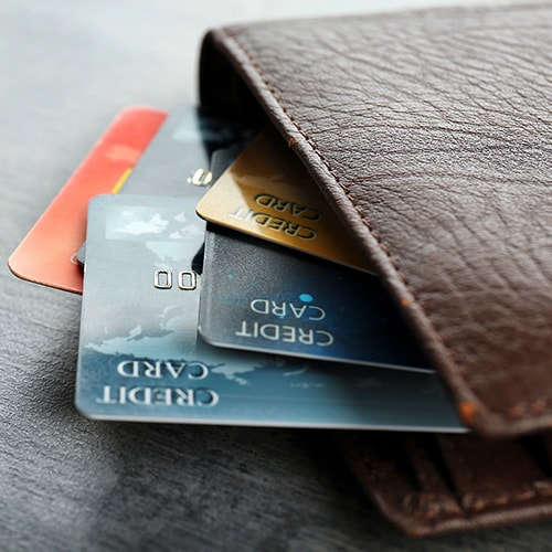Is it dangerous to have multiple credit cards?