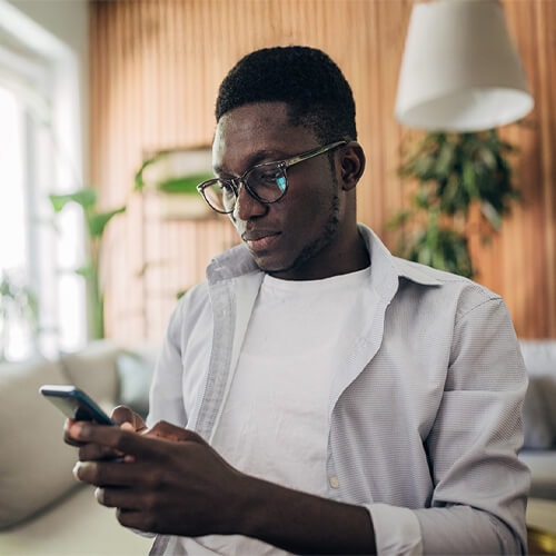 What to do if a scammer has your phone number: 8 tips